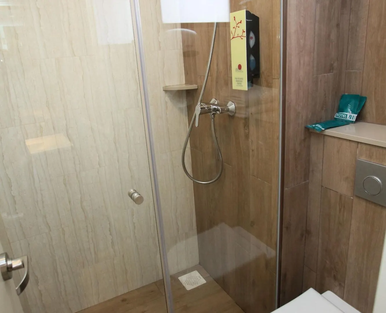 Hotel 81 Premier Star Сингапур 2*,